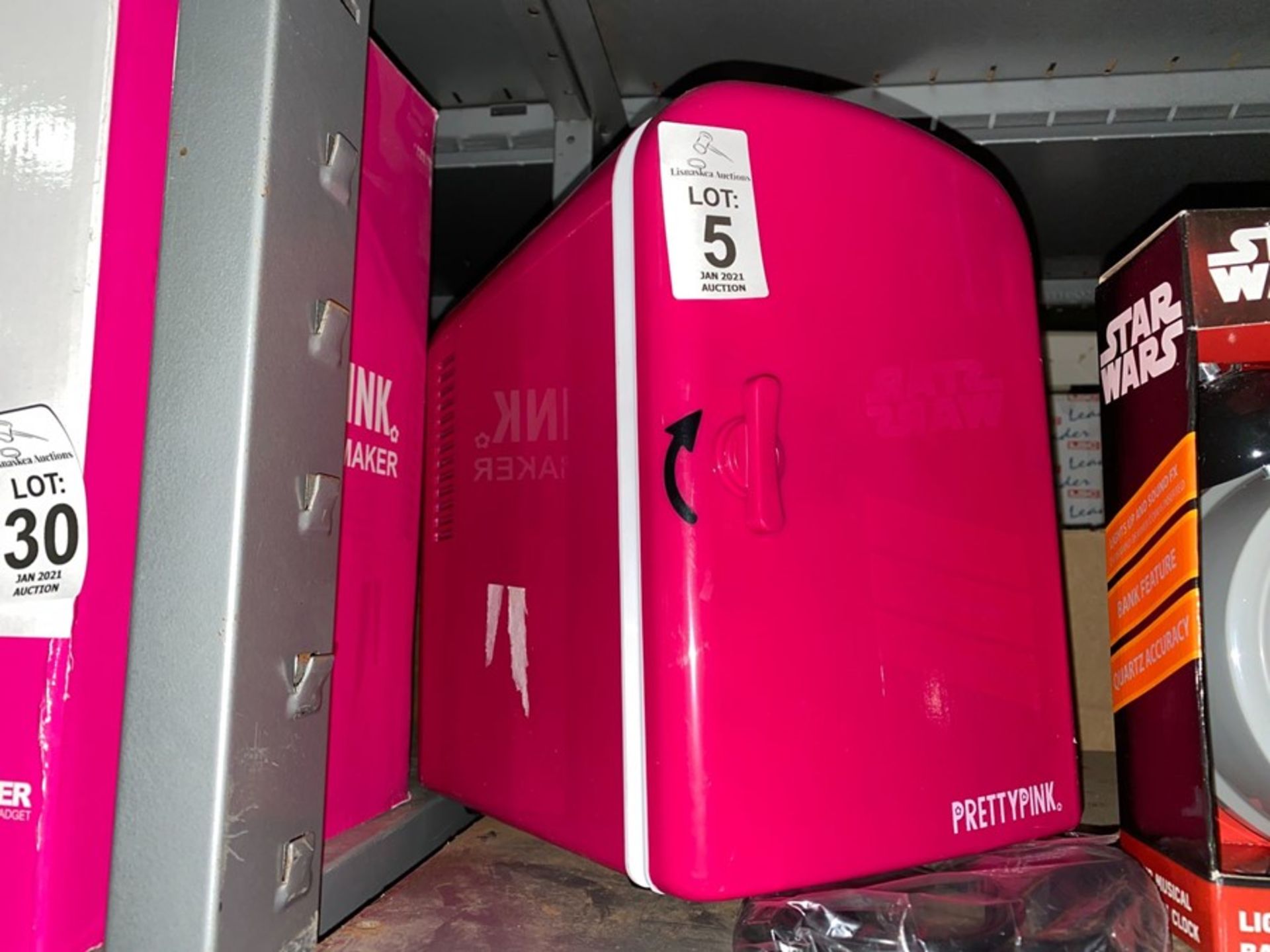 SMALL PRETTY PINK COOLER WITH POWER LEAD