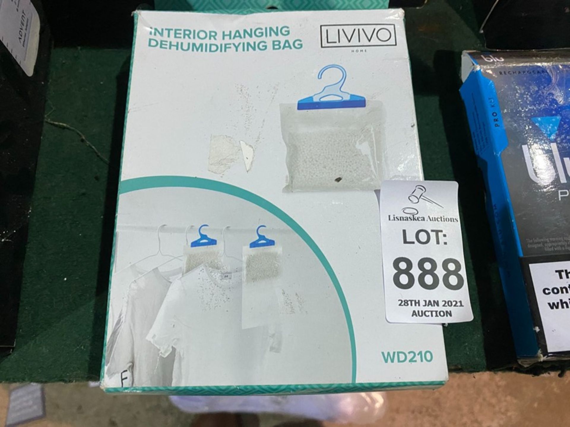 LIVIVO INTERIOR HANGING DEHUMIDIFYING BAG