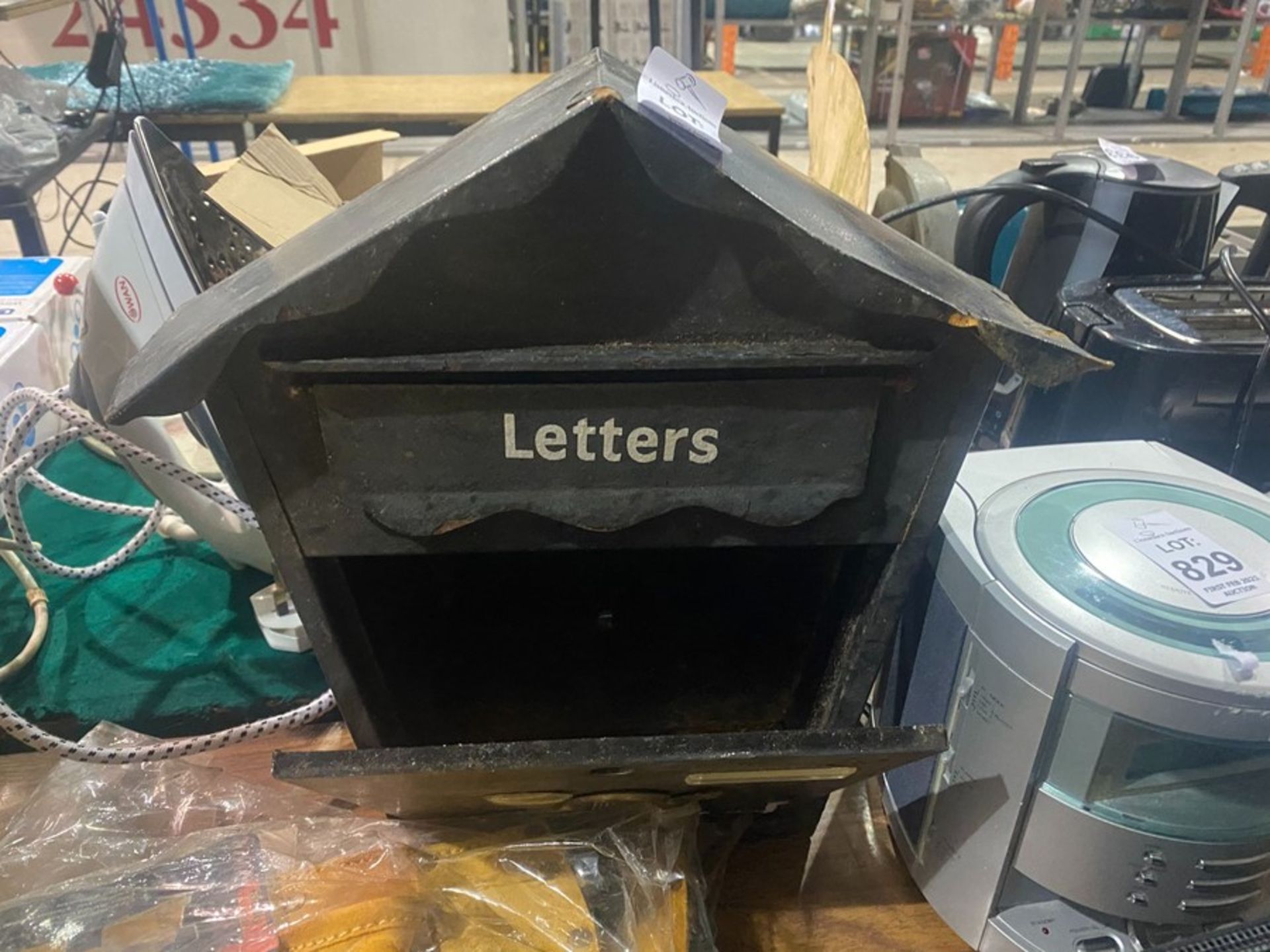 METAL LETTER BOX