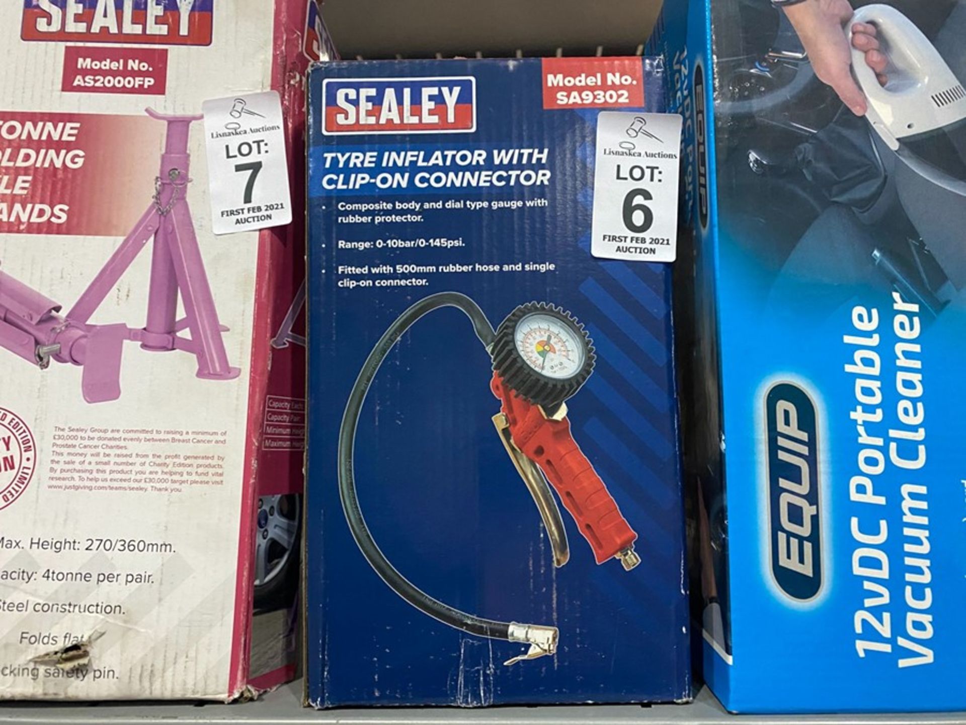 SEALEY TYRE INFLATOR WITH CLIP-ON CONNECTOR (NEW)