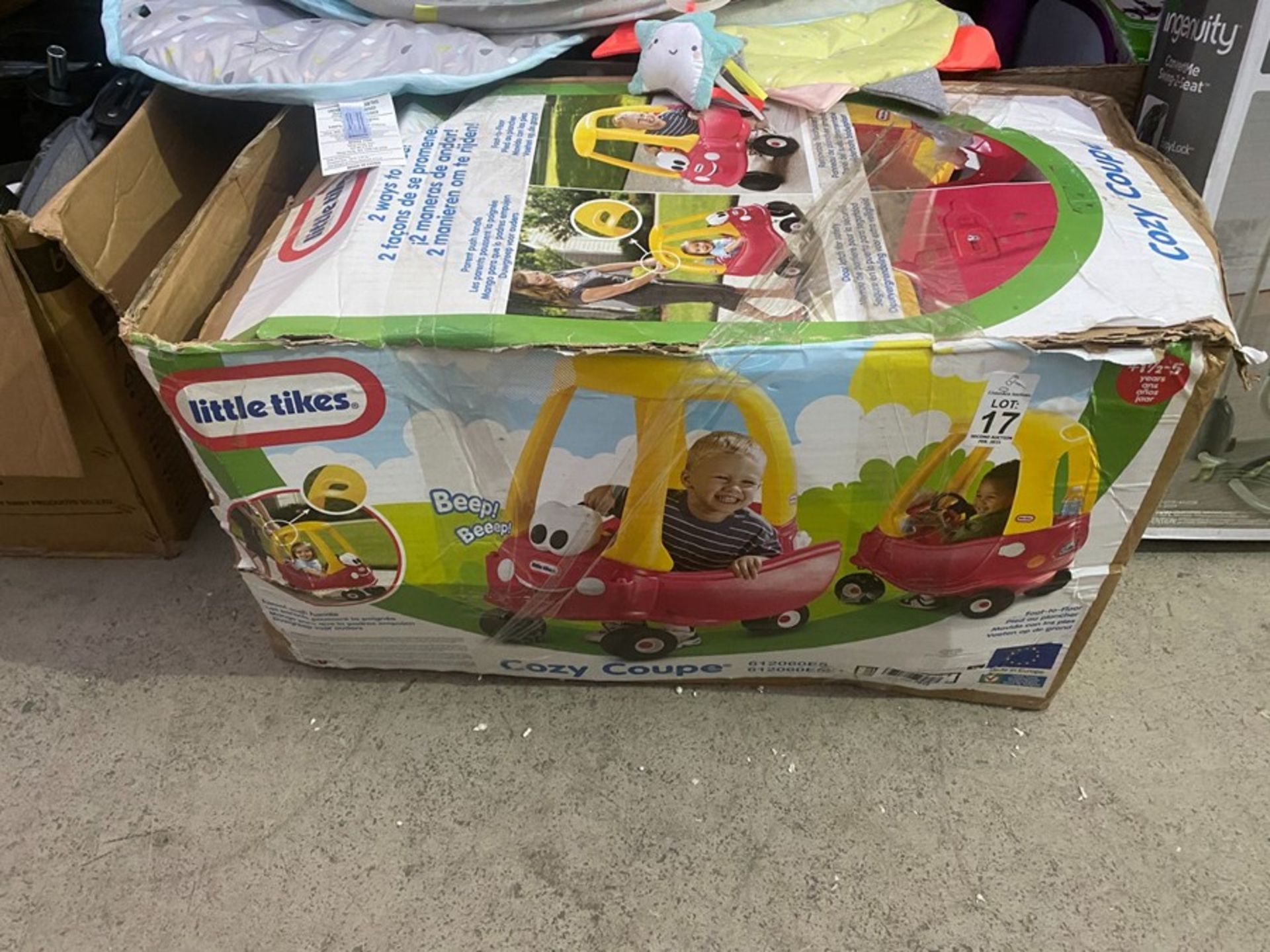 LITTLE TIKES COZY COUPE CAR