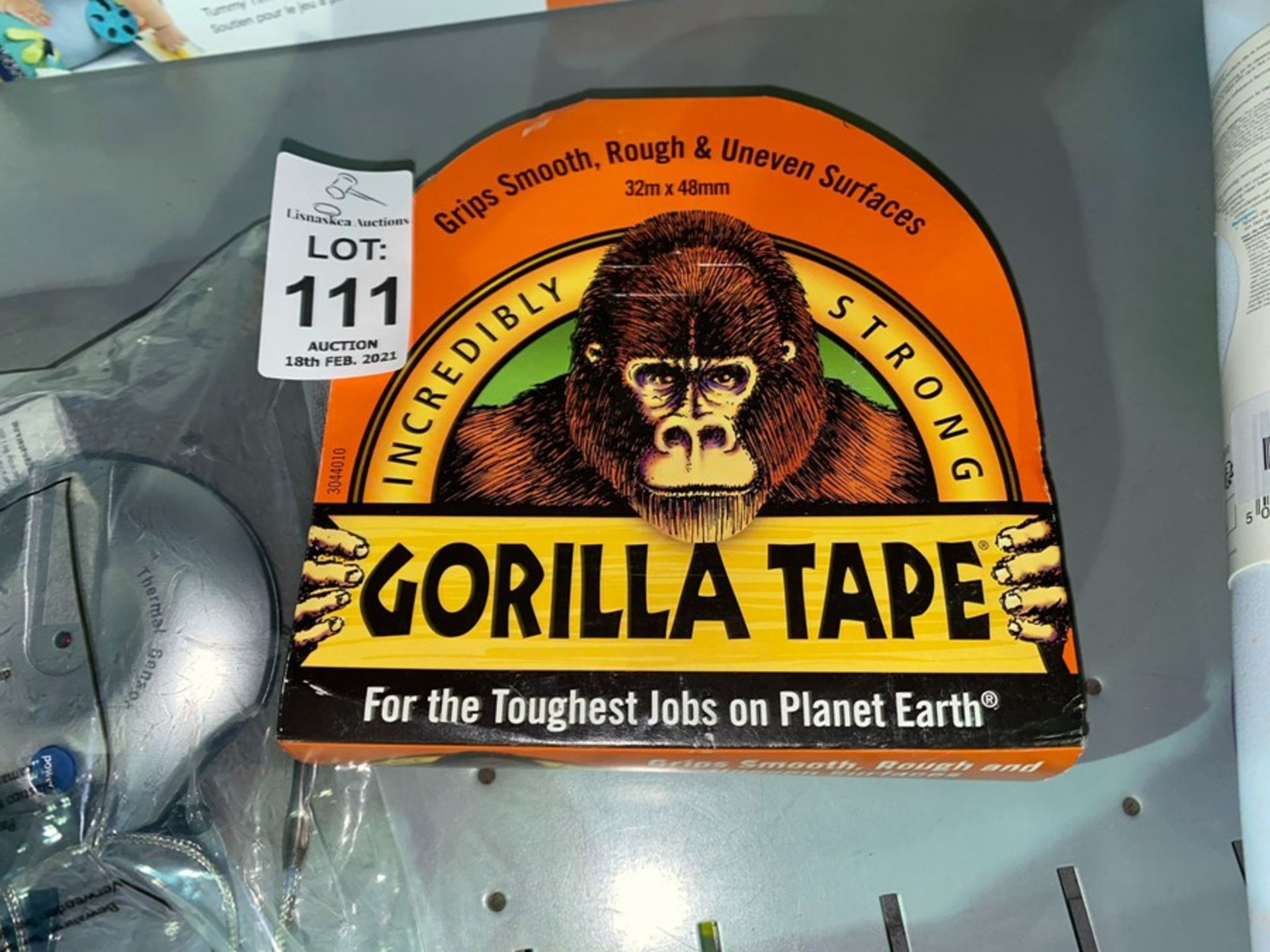 LARGE ROLL OF GORILLA TAPE