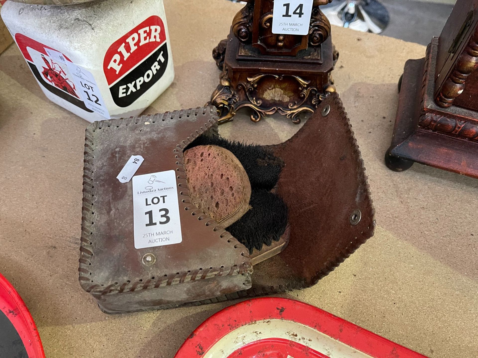 VINTAGE SHOE CLEANING KIT IN LEATHER CASE