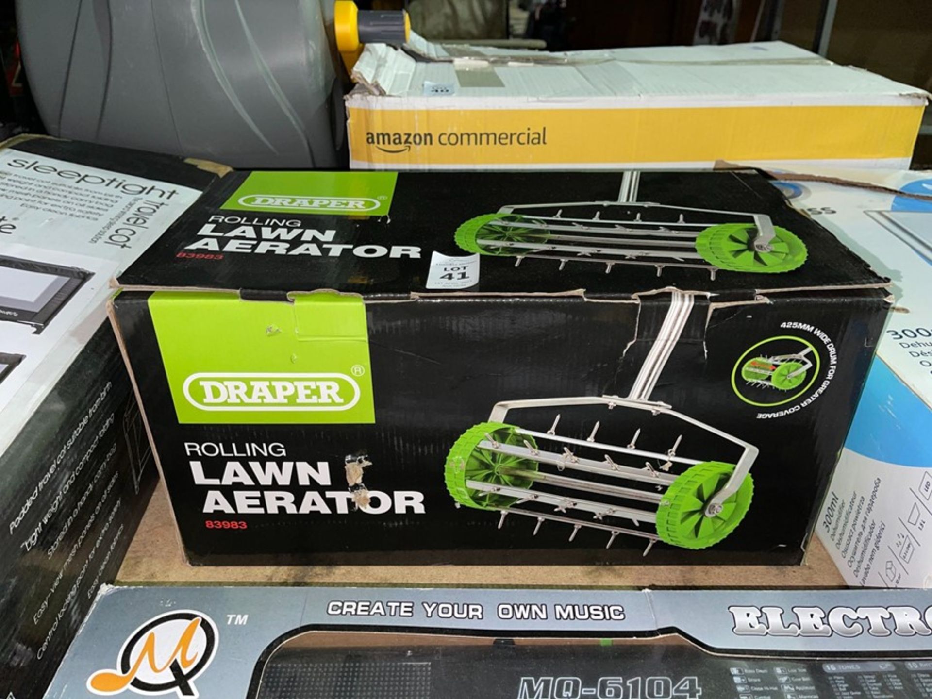 DRAPER ROLLING LAWN AERATOR