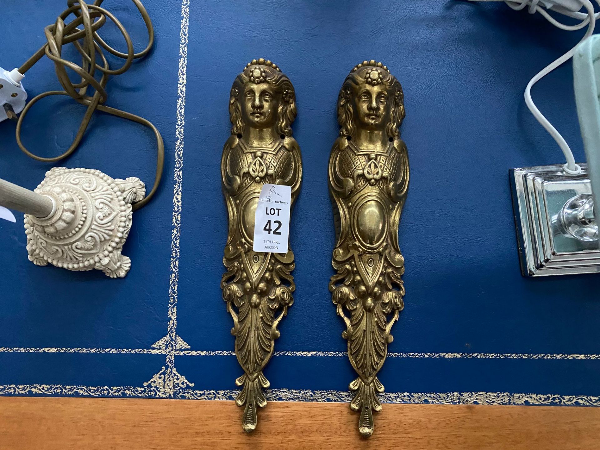 2X BRASS LADY FIGURINE WALL HANGINGS