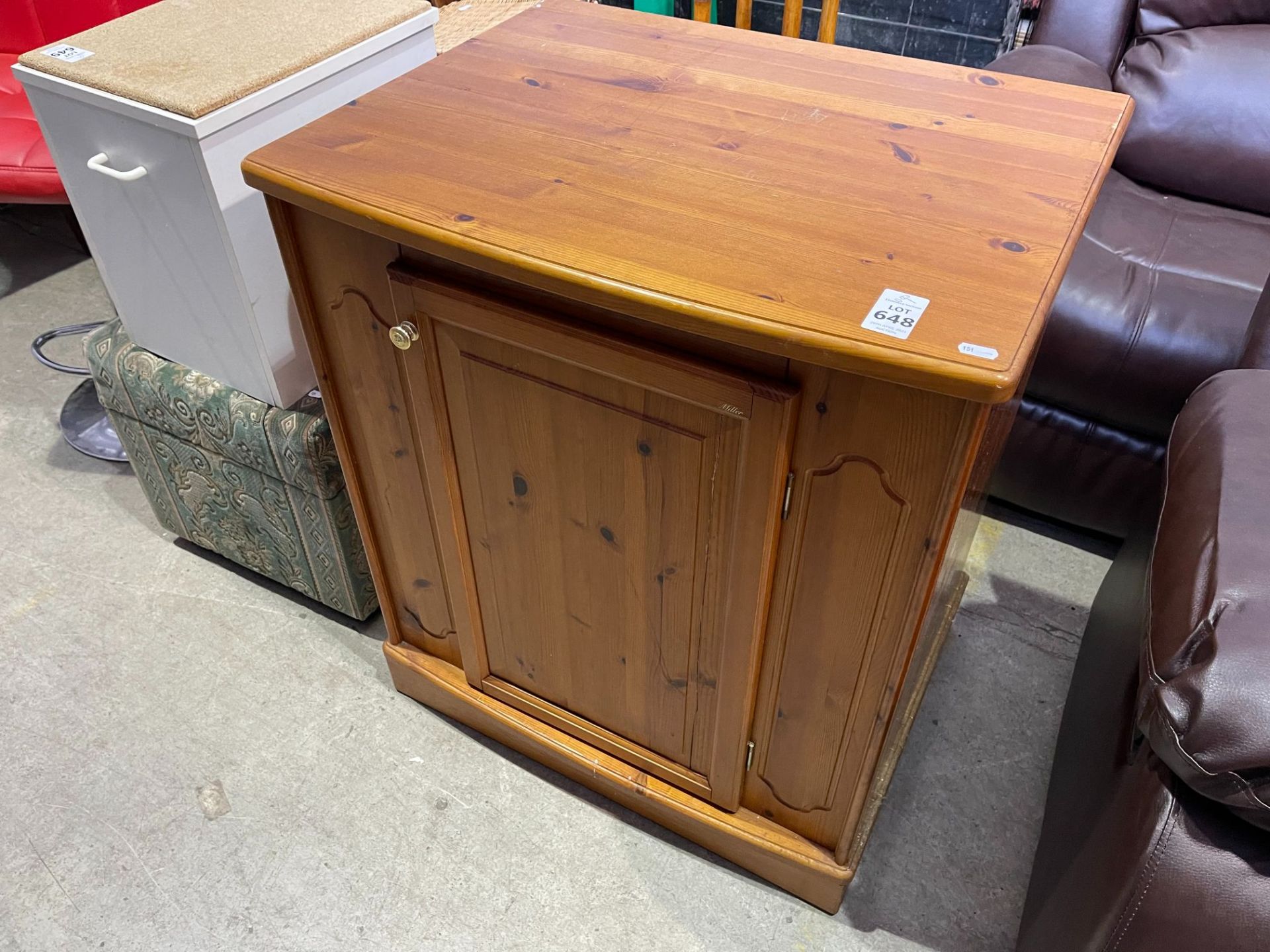 PINE CABINET/TV STAND?