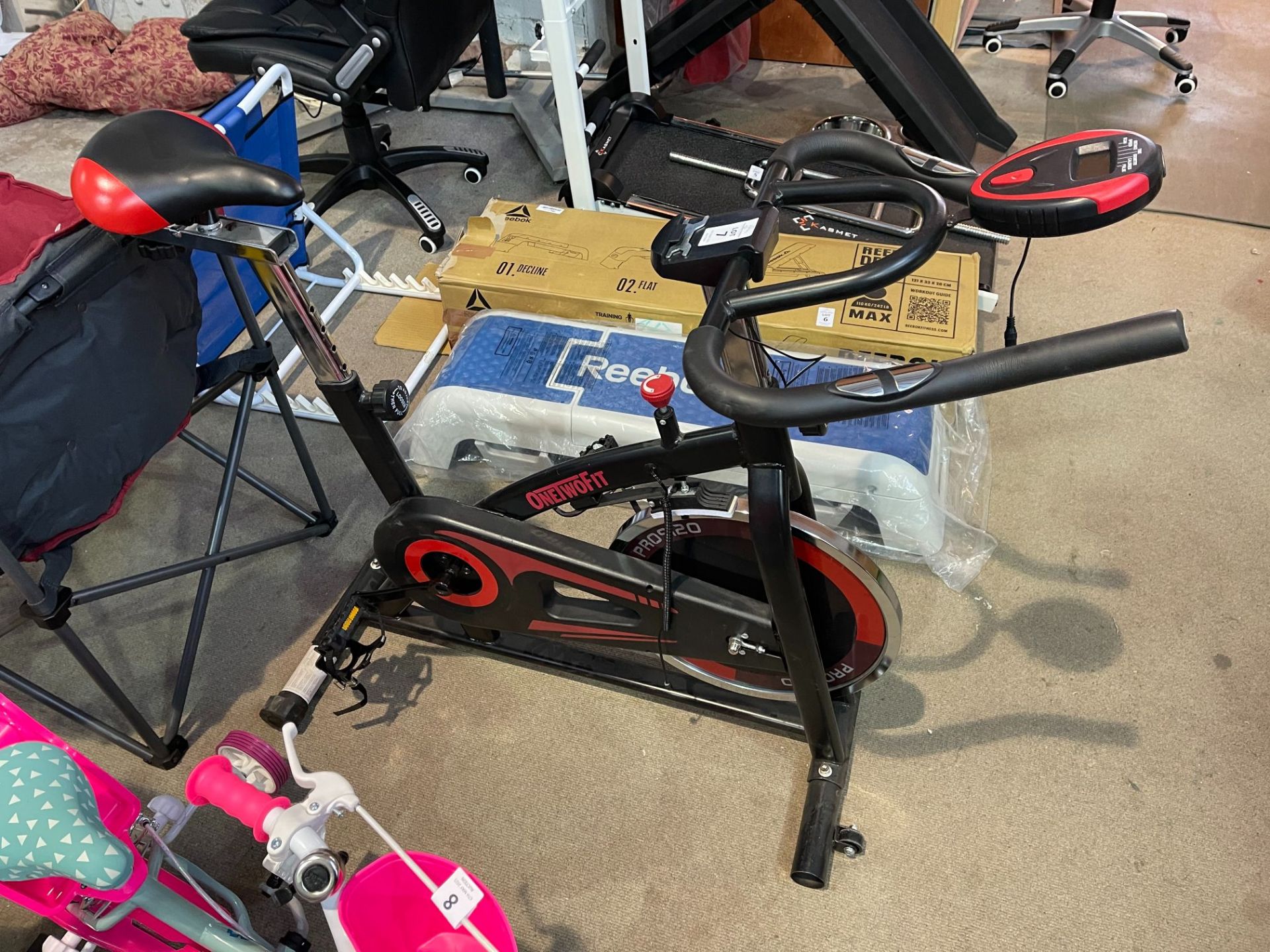 ONETWOFIT PRO9120 FITNESS BIKE