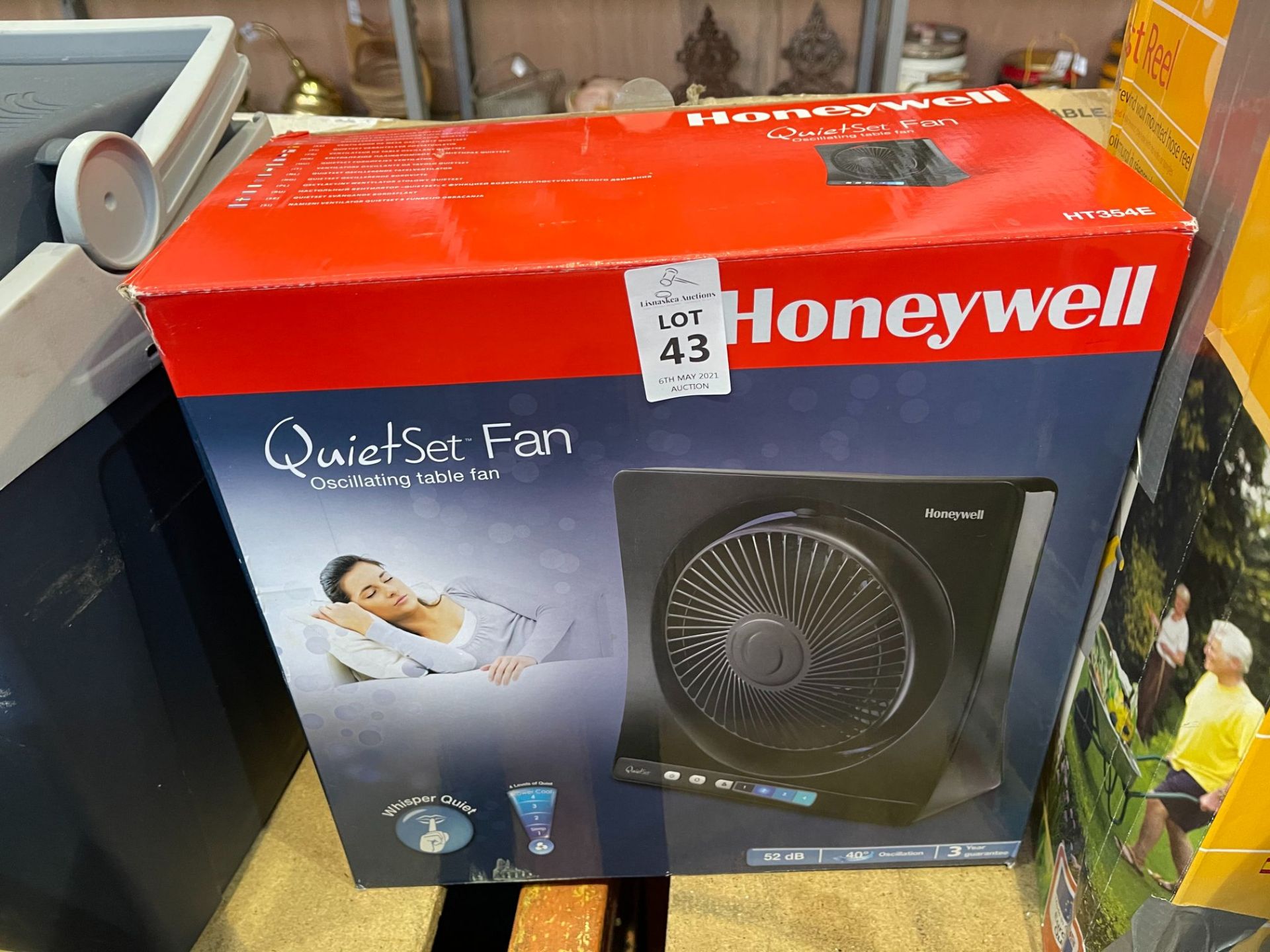 HONEYWELL QUIET SET OSCILLATING TABLE FAN (NEW)