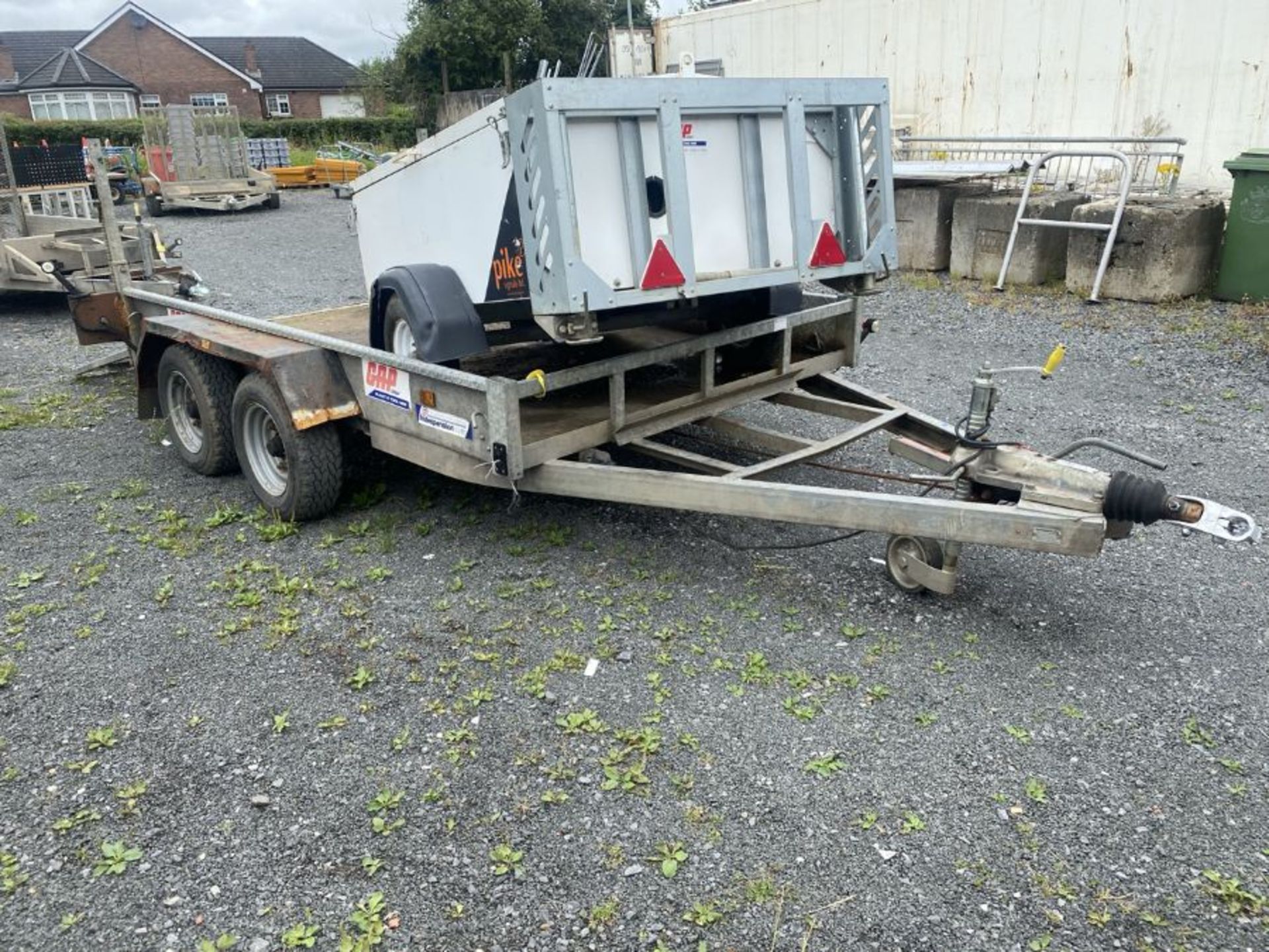 INDESPENSION TWIN-AXLE PLANT TRAILER WITH RAMP (10X6) (HAMMER VAT ON THIS ITEM) - Image 4 of 5