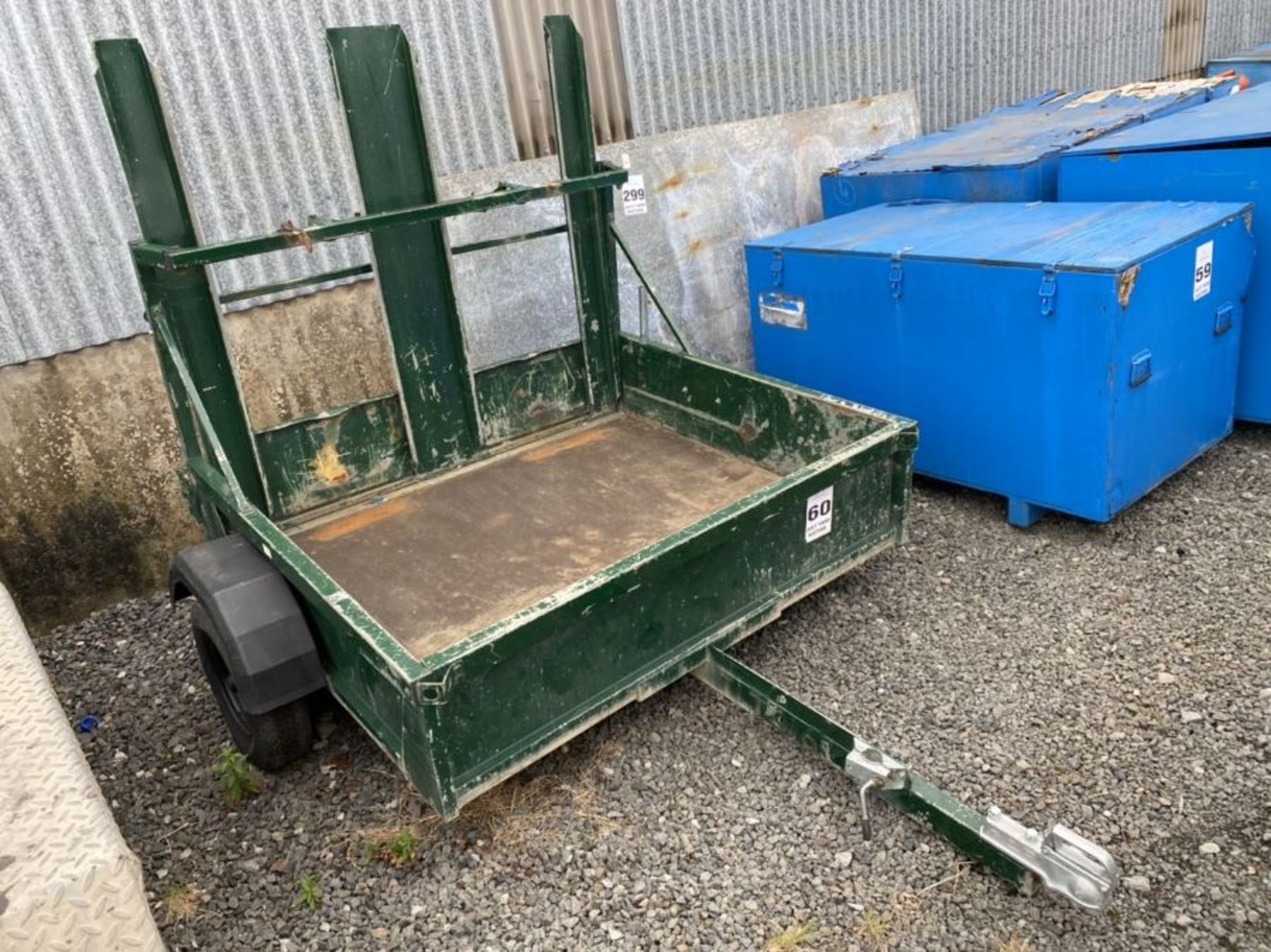 GREEN SINGLE AXEL TRAILER WITH RAMP (HAMMER VAT ON THIS LOT) - Bild 2 aus 3