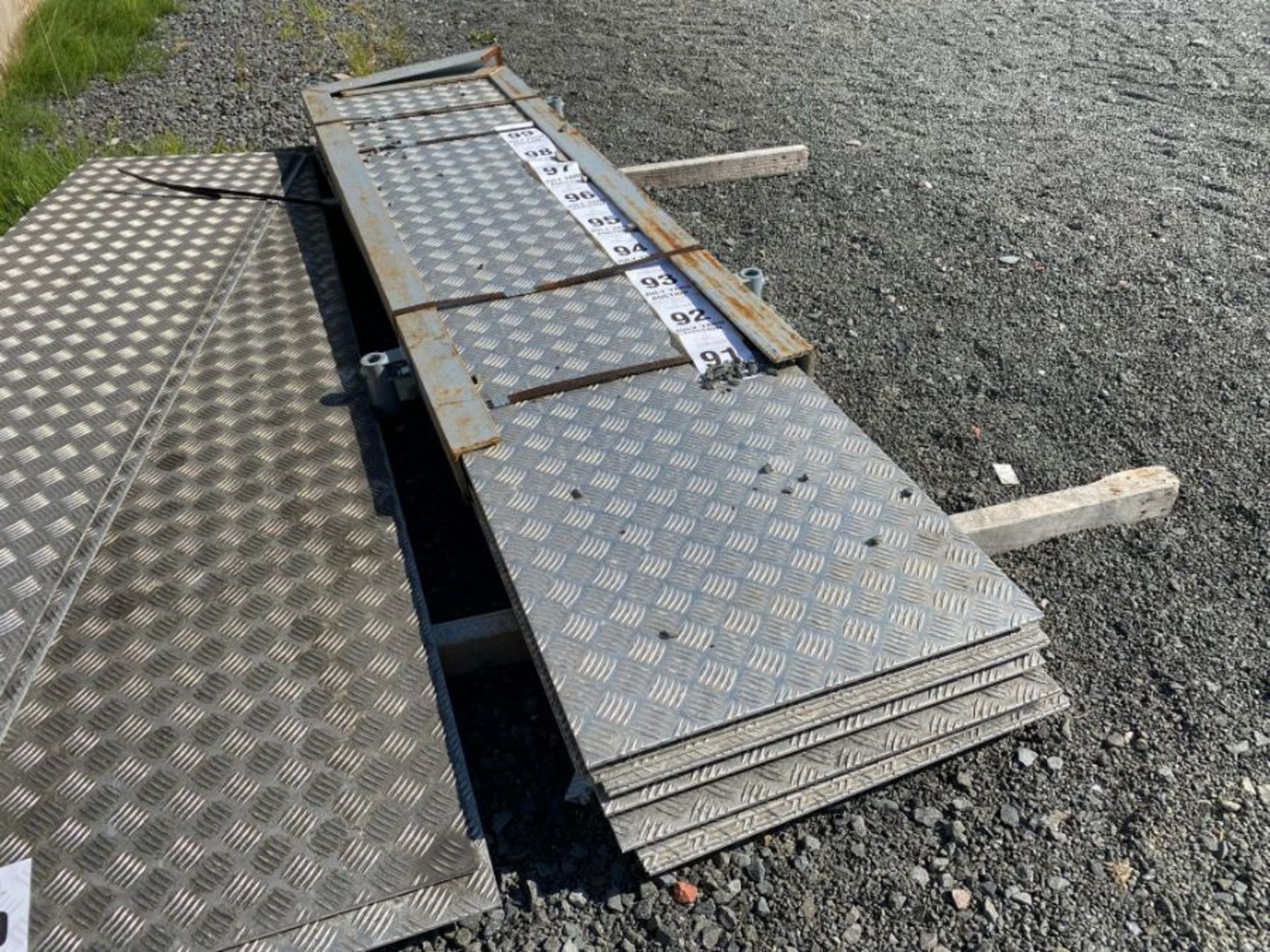 2X 8FT X 23” CHECKERED PLATE SHEETS (6MM THICK) (HAMMER VAT ON THIS ITEM)
