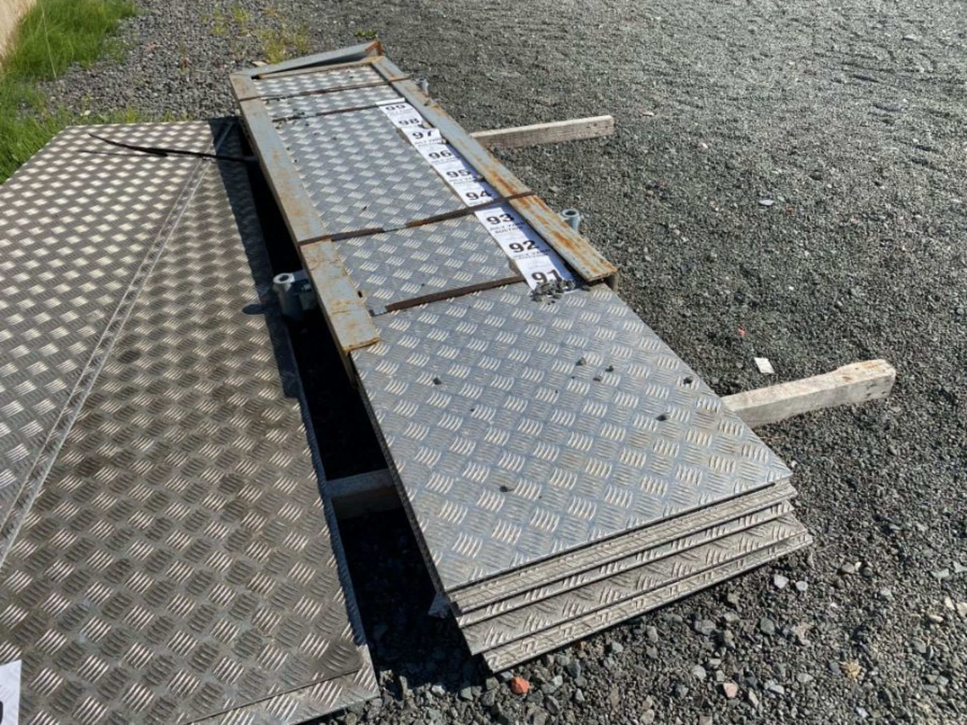 2X 8FT X 23” CHECKERED PLATE SHEETS (6MM THICK) (HAMMER VAT ON THIS ITEM)