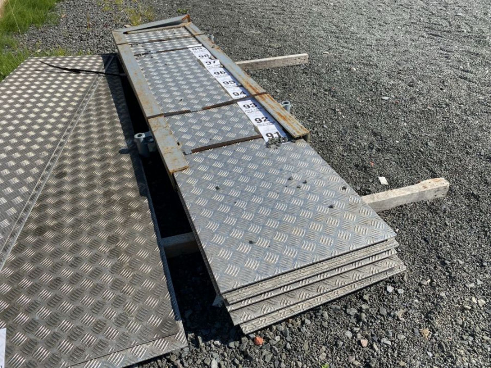 2X 8FT X 23” CHECKERED PLATE SHEETS (6MM THICK) (HAMMER VAT ON THIS ITEM)