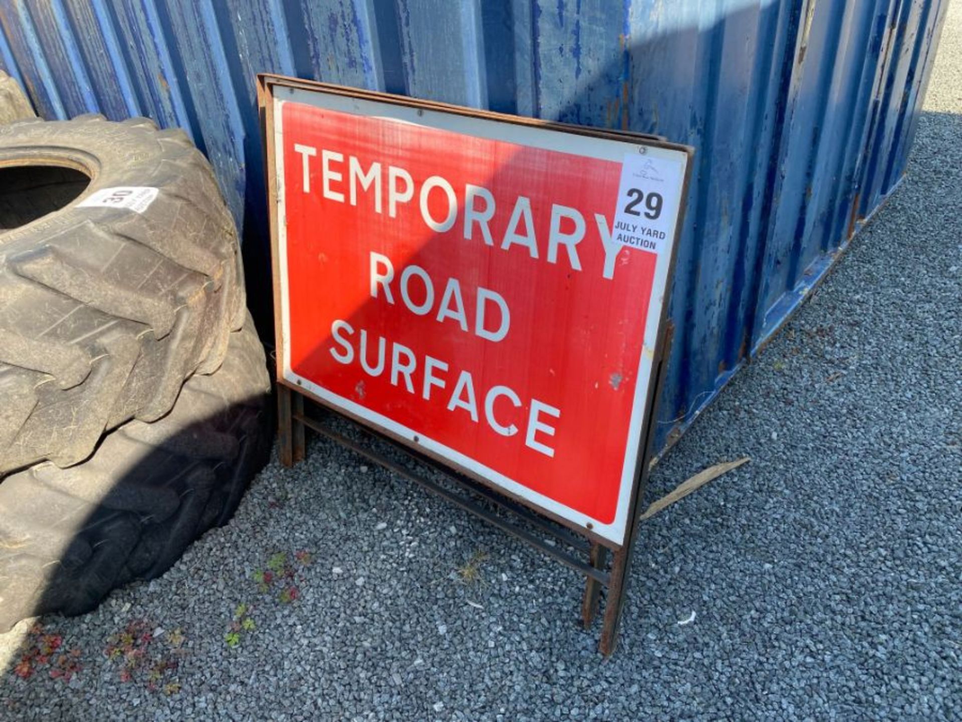 2 X TEMPORARY ROAD SURFACE SIGNS (HAMMER VAT ON THIS ITEM)