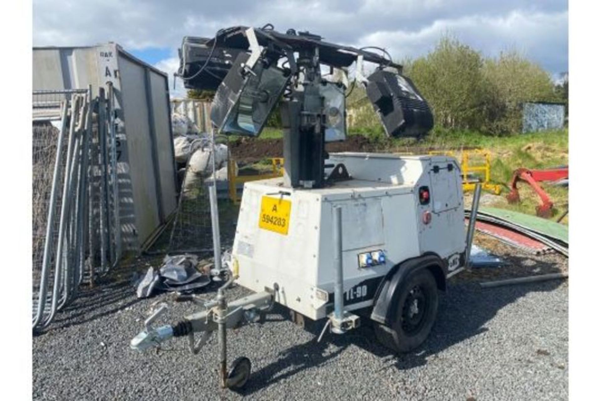 2012 SMC TL-90 LIGHT TOWER (FULLY WORKING) (HAMMER VAT ON THIS ITEM) - Image 2 of 6