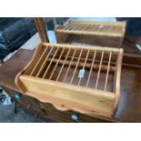 PINE PLATE RACK