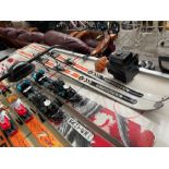 PAIR OF ROSSIGNOL SKIS