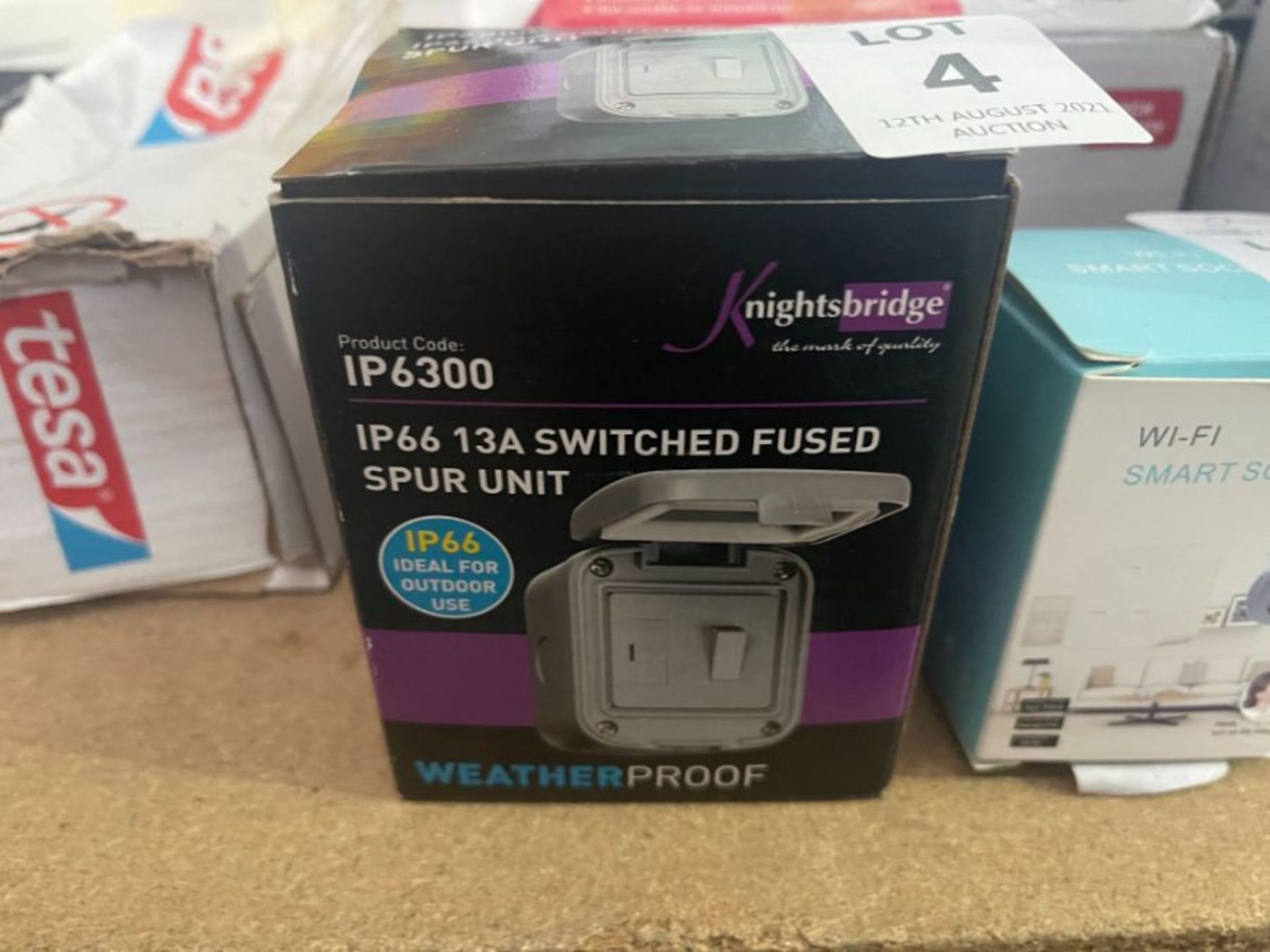 NIGHTSBRIDGE IP6300 13A SWITCHED FUSED SPUR UNIT