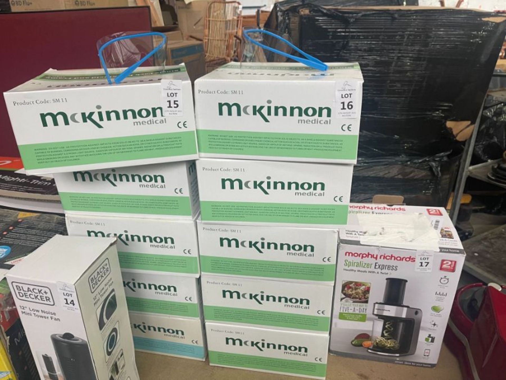 5X BOXES OF 50X MCKINNON MEDICAL GOGGLES