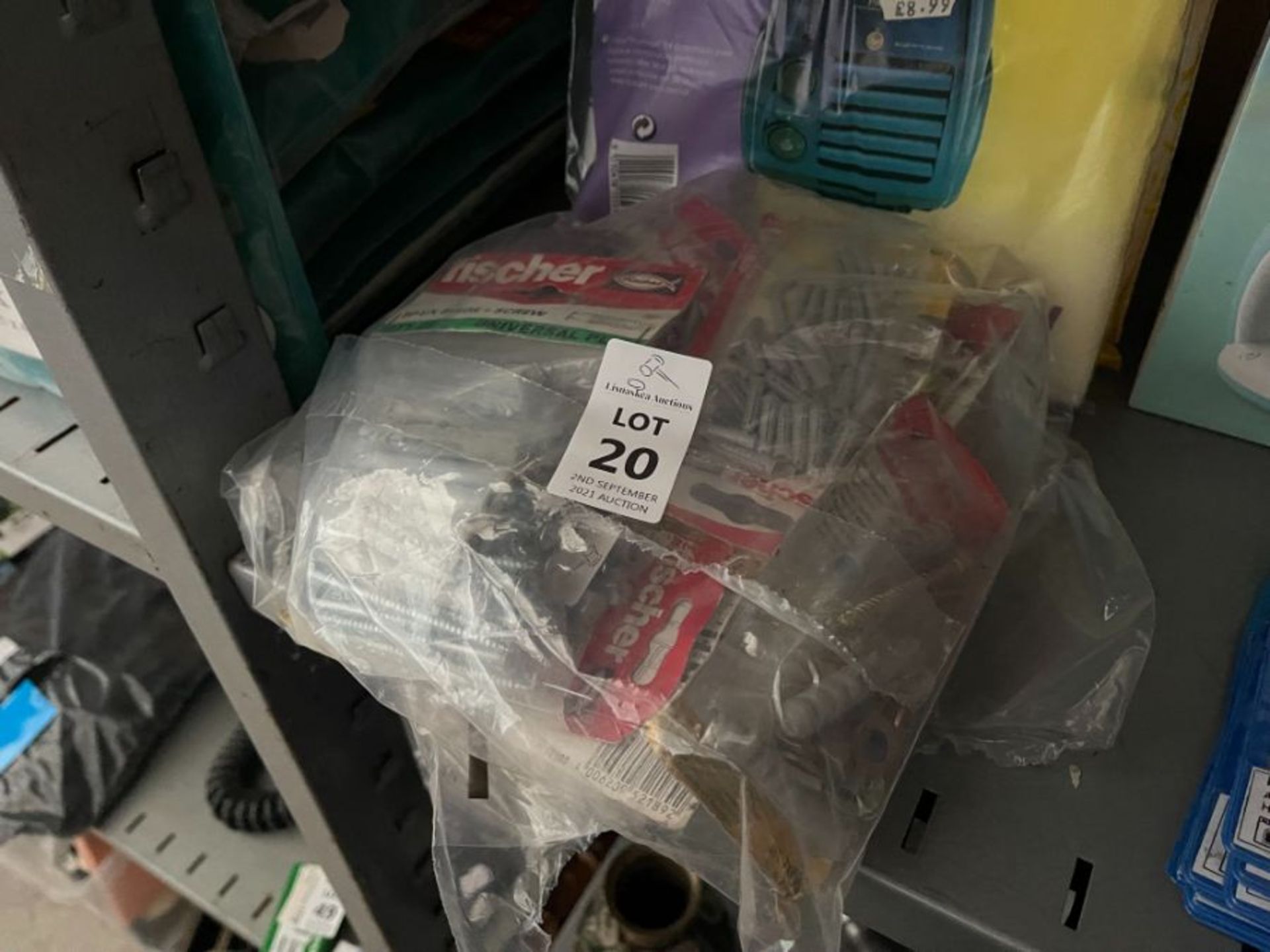 LARGE BUNDLE OF FISCHER FIXTURES & FITTINGS