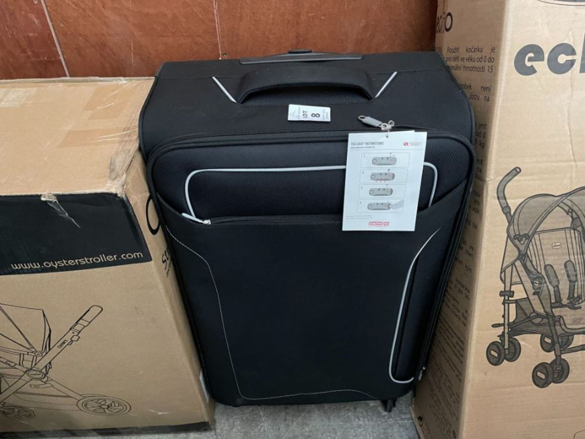 AMERICAN TOURISTER TSA LOCK SUITCASE (NEW)