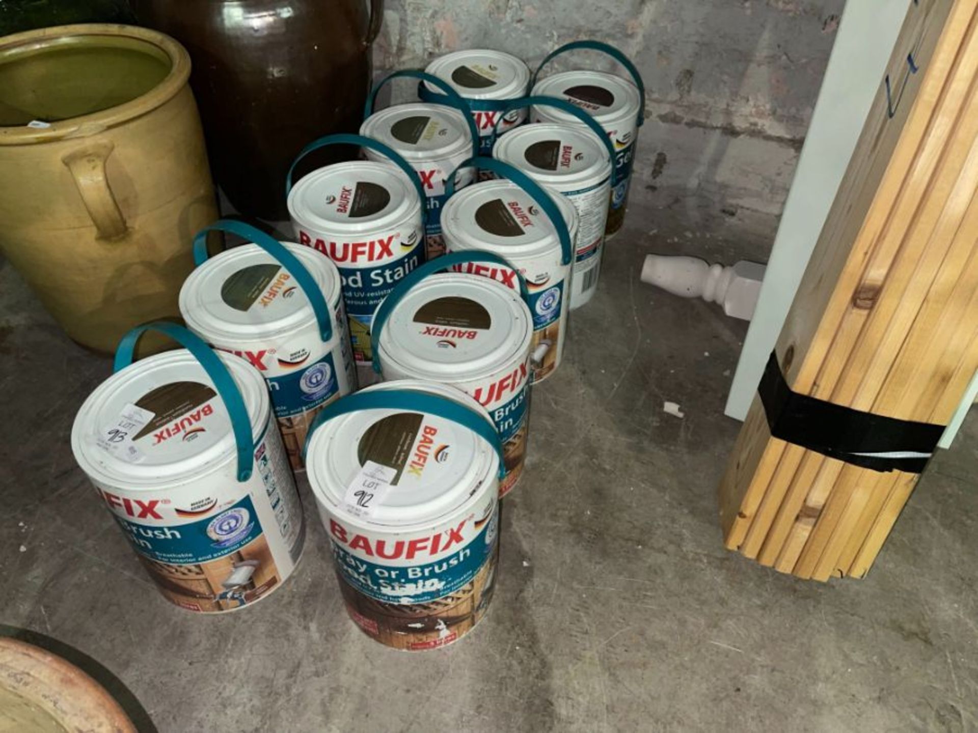 5X TUBS OF BAUFIX FENCE PAINT
