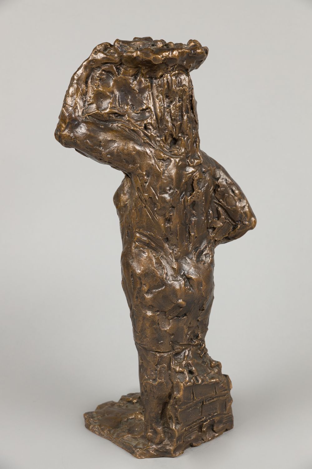 Female Figure Patinated bronze Monogrammed and numbered: 7/3 H: ca. 18,1 in, W: ca. 5,1 in, D: ca. - Image 3 of 9
