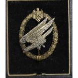 German Whermacht Parachutists war badge in fitted & titled to lid case, Junker Berlin maker marked