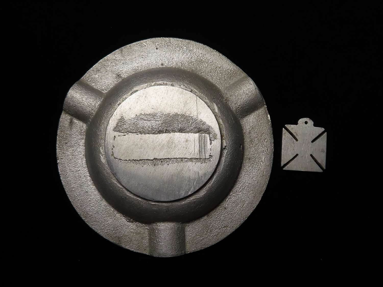 Airship interest - an ashtray 'Cast from Strafed Zeppelin Z48', with an Iron Cross stamped 'Z48 ZEPP - Image 2 of 2