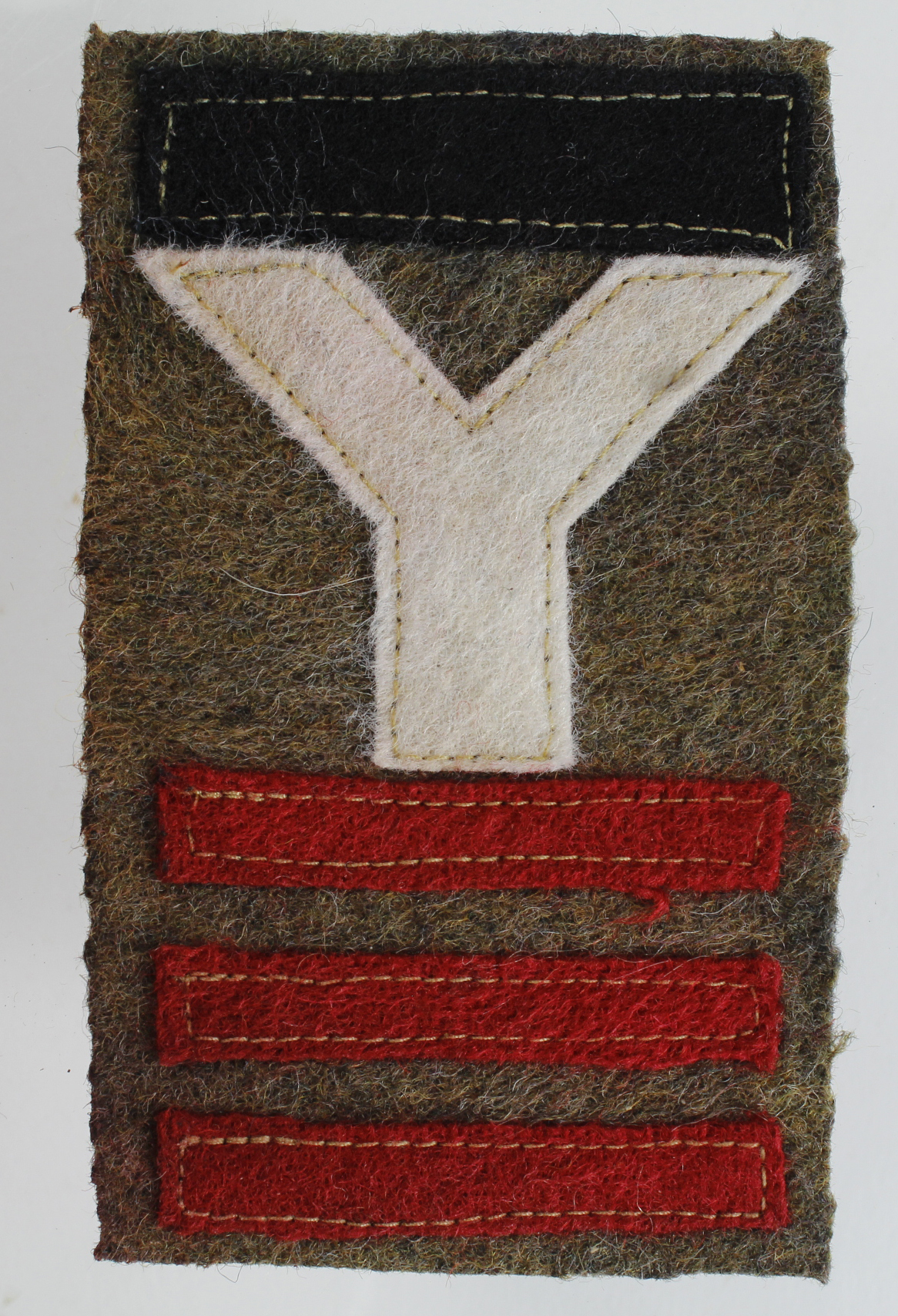 Badge Battle dress shoulder patch with Y, unknown unit