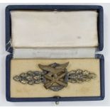 German Luftwaffe Ground Assault Close Combat clasp, gilt but 50% worn away, fitted case