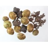 Cap Badge and various buttons, inc a nice officers General Service bronze badge. (Qty)