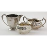 Chester hallmarked silver matching sugar bowl & milk jug, hallmarked 'J&RG, Chester 1912',