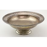 Silver Fruit bowl / bon bon dish, hallmarked 'HEBFEB, Chester 1925', diameter 21cm approx., weight