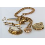 Mixed 9ct / yellow metal jewellery to include necklace, brooch , cameo etc. Total weight approx 32.