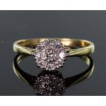 18ct yellow gold nine stone diamond cluster ring, diamonds calculated as weighing a total of approx.