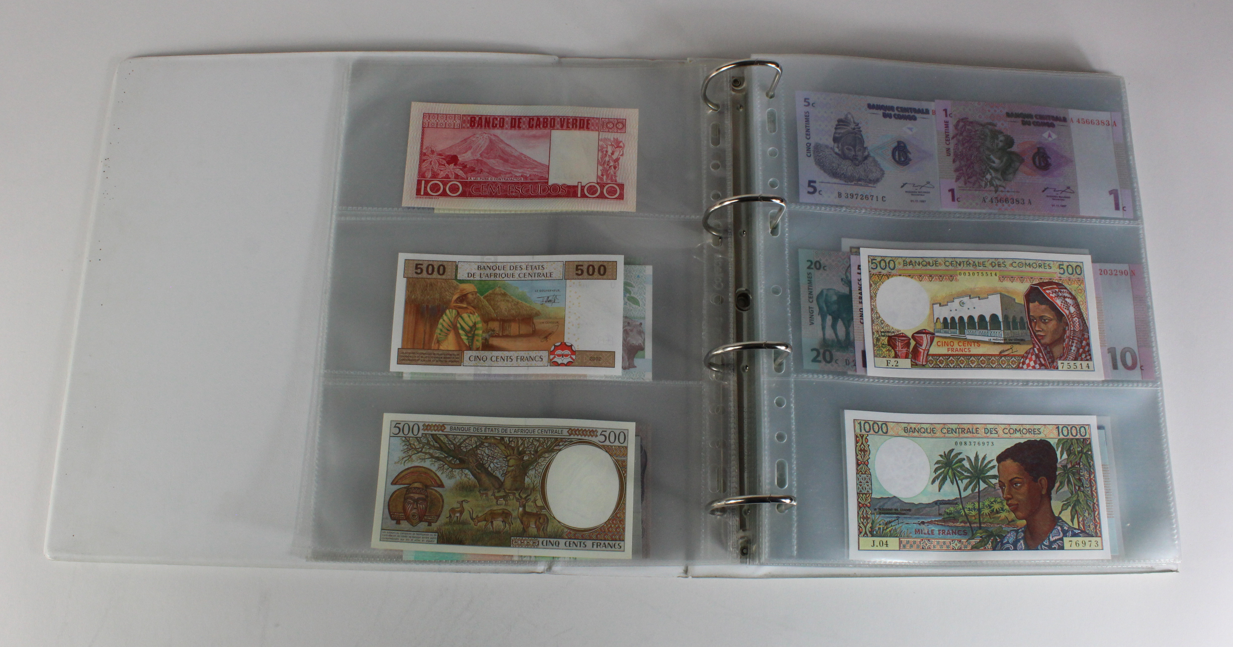 World, Africa (151) a superb collection of Uncirculated notes in an album, Algeria, Angola, - Image 6 of 44