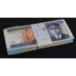 Lithuania 10 Litu (100) dated 2001, a full bundle of consecutively numbered notes, serial