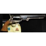 Revolver - a high quality REPLICA of a Colt Model 1851 Navy Revolver, full size, weight and