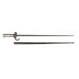 Bayonet French hook quillon 1886 pattern Epee, with scabbard