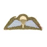 Parachute Regiment trained sleeve badge believed to be WW2 issue.