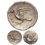 Ancient Greek: Peloponnesos, Sikonia, Sikyon silver Obol c.360-330 BC. Dove alighting l. / Dive
