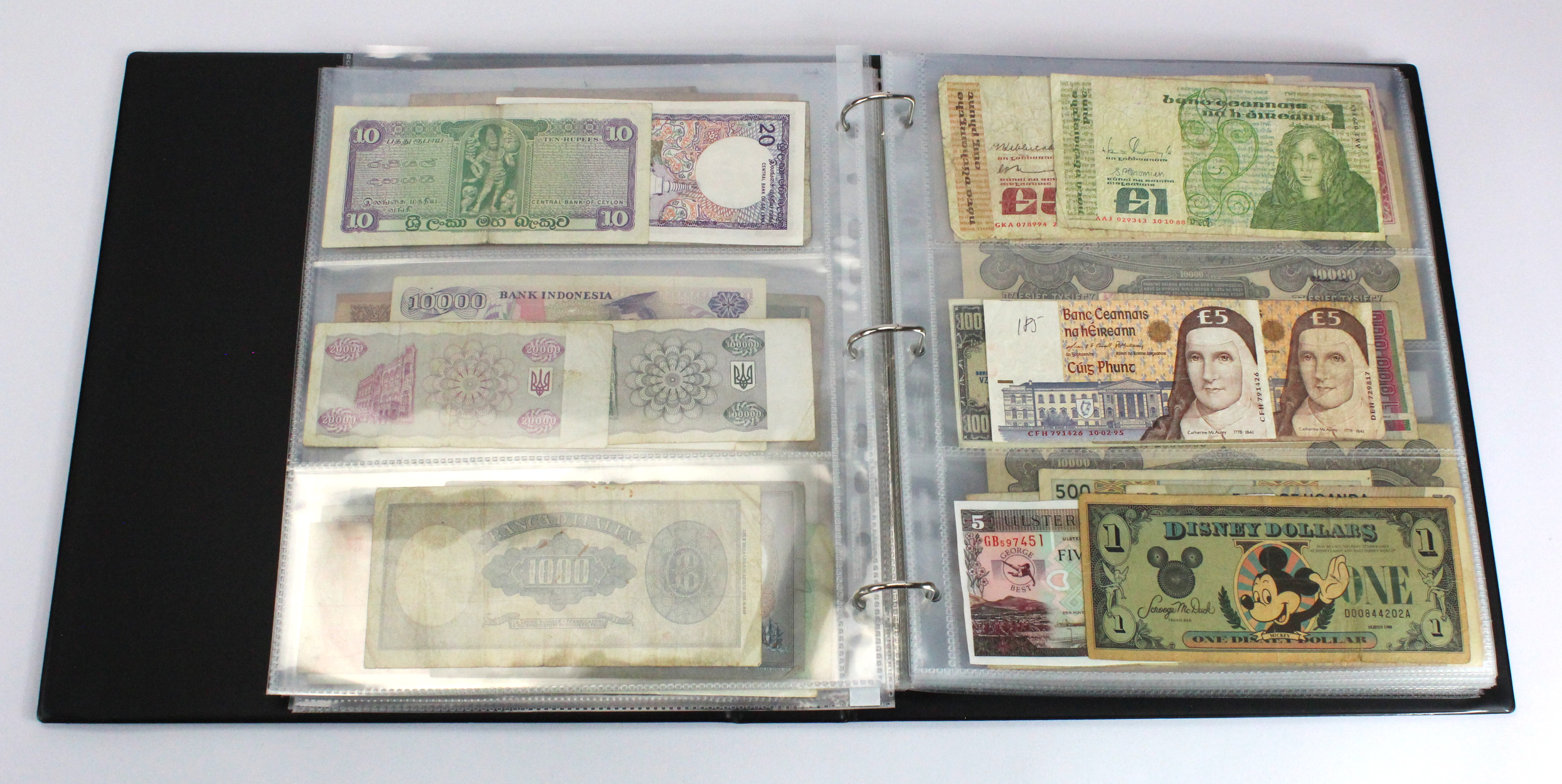 World (200), an interesting collection in Banknote album, Belgium, UAE, Japan, Malta, Belize, Bank - Image 15 of 41