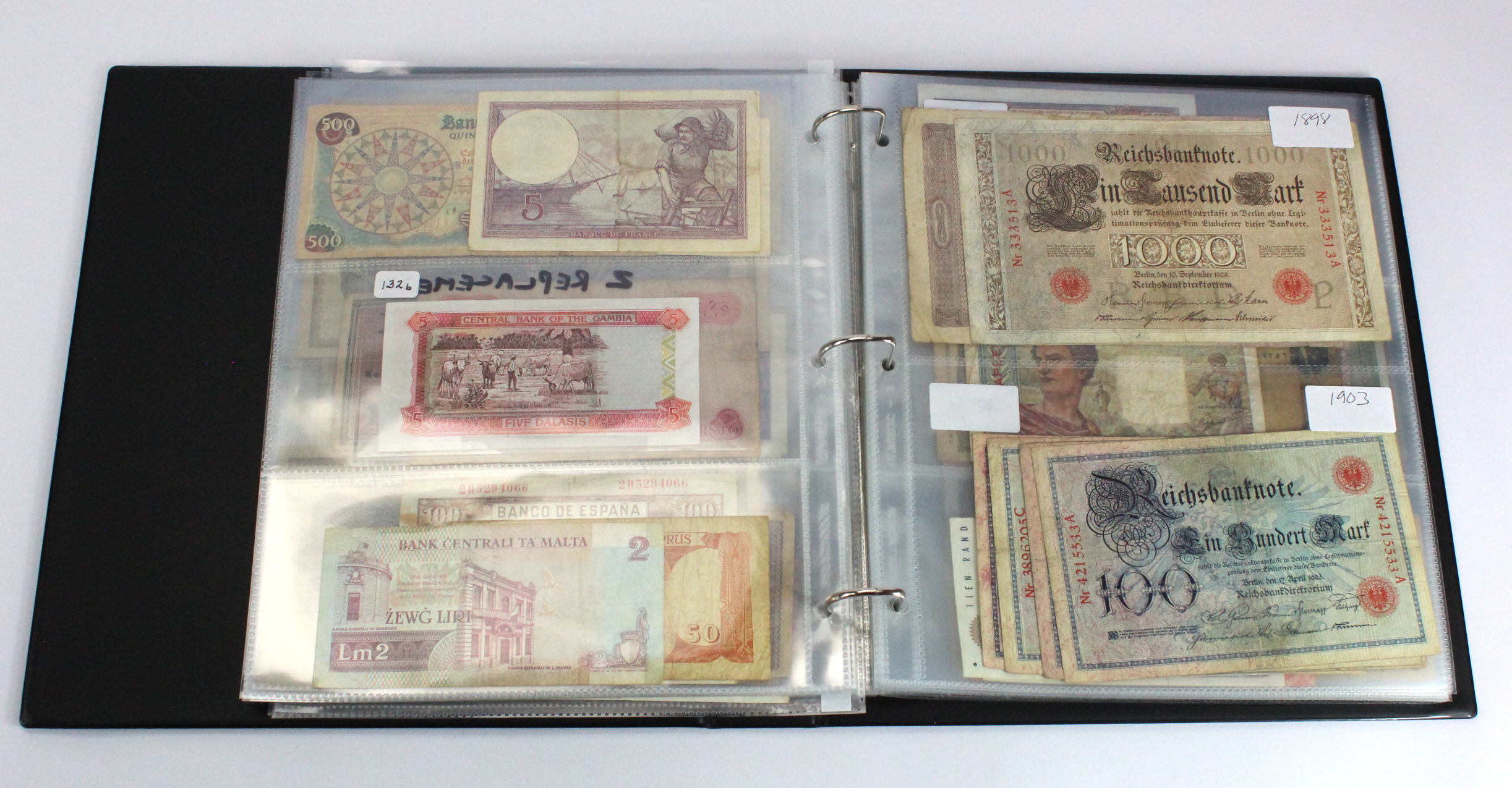 World (200), an interesting collection in Banknote album, Belgium, UAE, Japan, Malta, Belize, Bank - Image 21 of 41