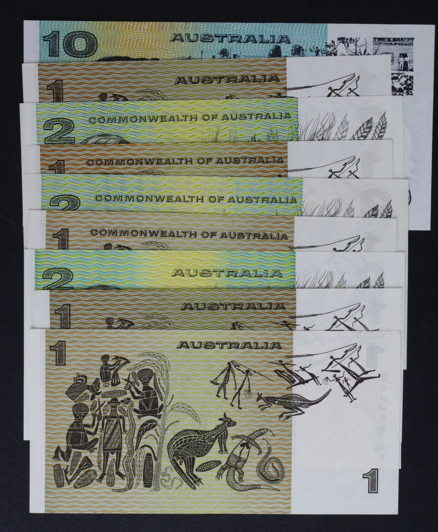 Australia (9), a good group all different dates/signatures in high grades, 10 Dollars and 1 Dollar - Image 2 of 2