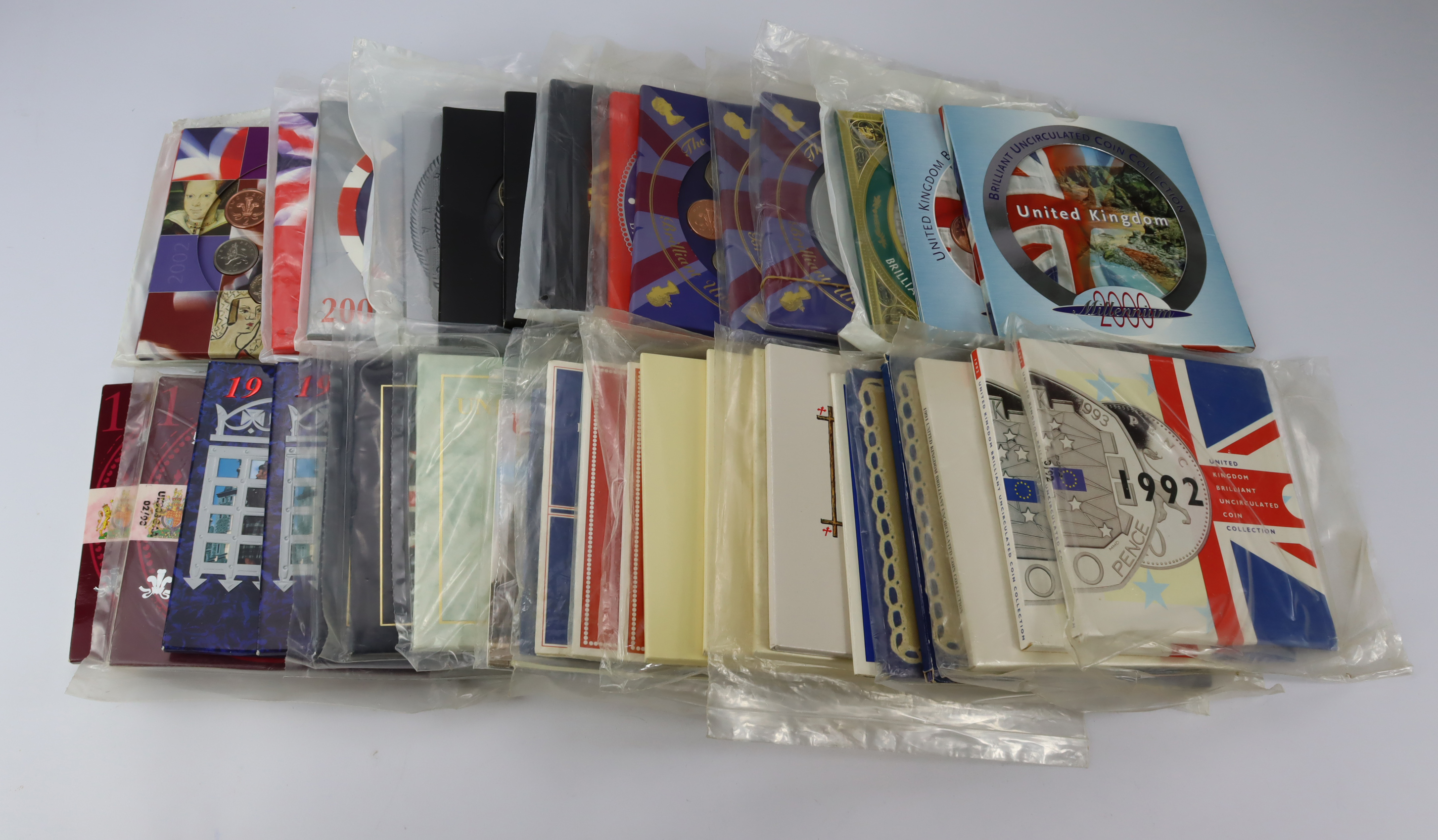 GB Mint Sets (37) 1982, 83, 84, 85x2, 86x3, 87, 88, 90x2, 91, 92x2, 93x2, 94x2, 95x2, 96, 97,