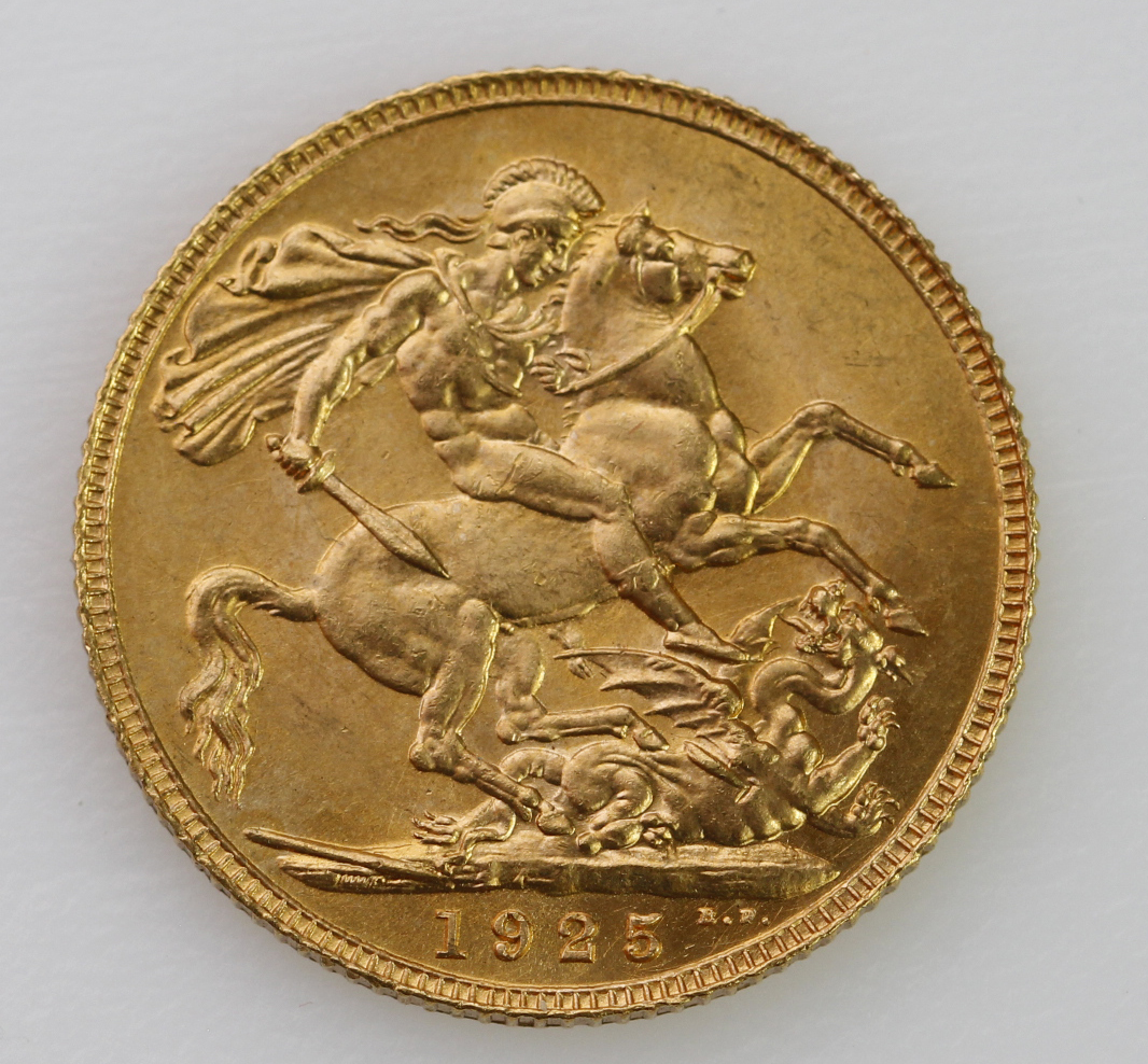 Sovereign 1925 aUnc - Image 2 of 2