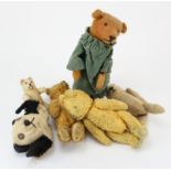 Teddy Bear Interest. Single owner collection. Teddy bears to include; wind up bear, glove puppet