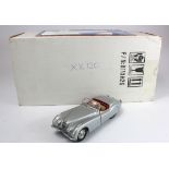 Franklin Mint 1:24 scale Jaguar XK 120, with brochure & certificate of authenticity, contained in