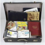 Retro suitcase with World mix, diverse lot of material in several albums and much loose in